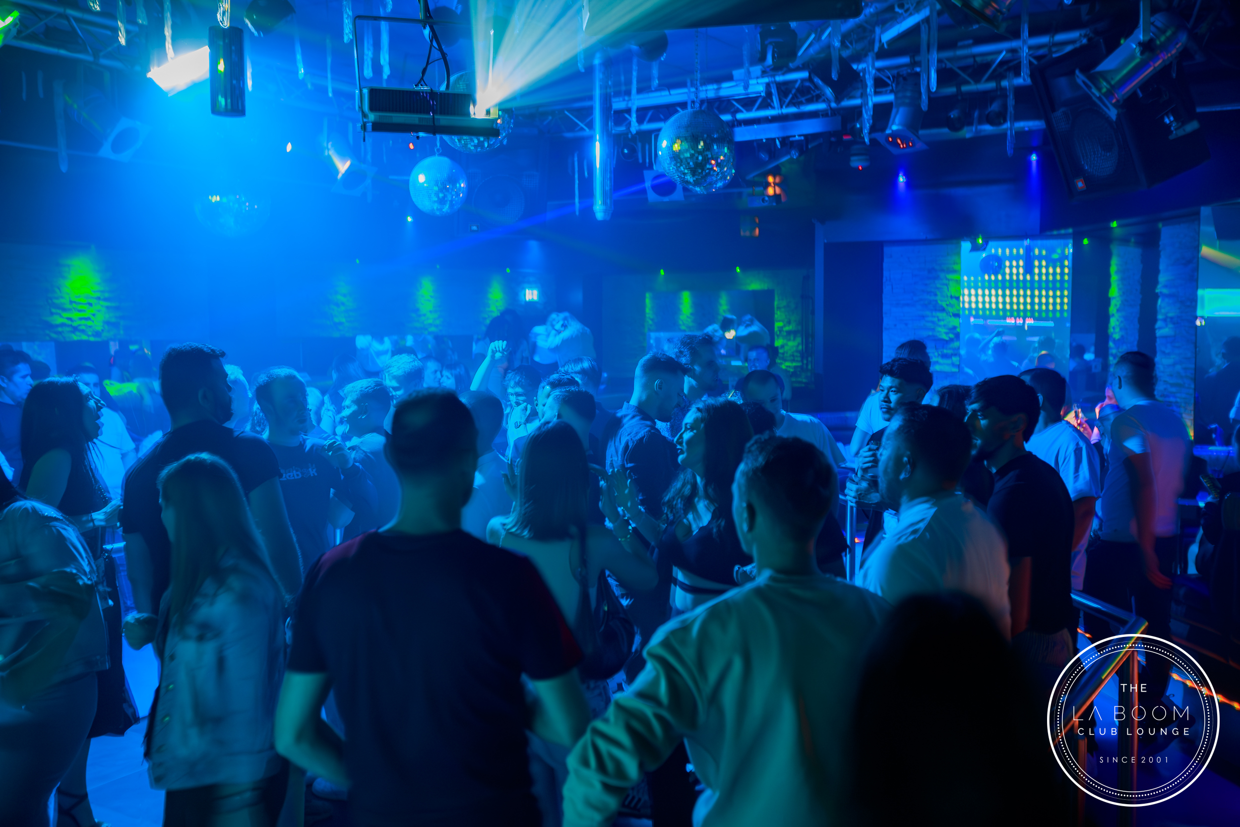 11.05 We Love Reggaeton