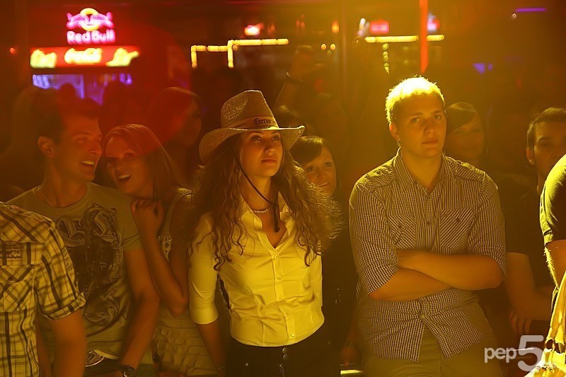 Pep5 27ee09e20bf7529339beccfeddae03b6